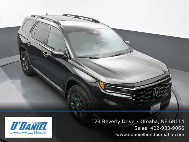 Used 2025 Honda Pilot TrailSport image 20