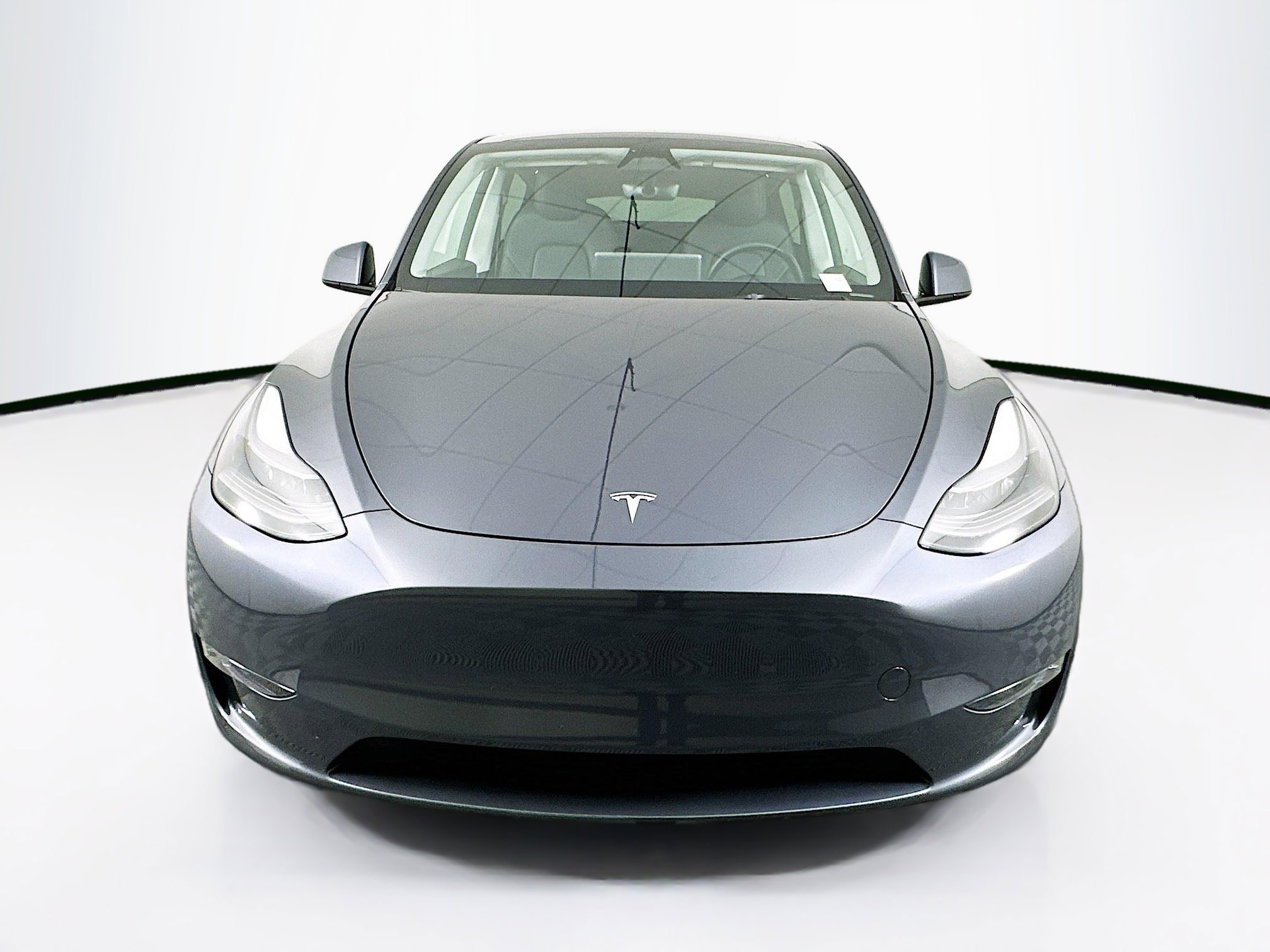 Used 2023 Tesla Model Y 2WD image 2