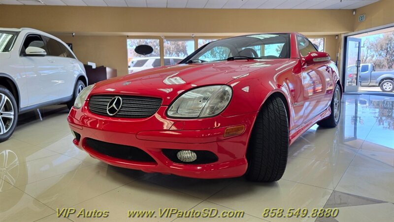 Used 2003 Mercedes-Benz SLK 32 AMG image 2