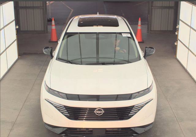 Used 2025 Nissan Murano Platinum w/ Cargo Package AWD/4WD image 2