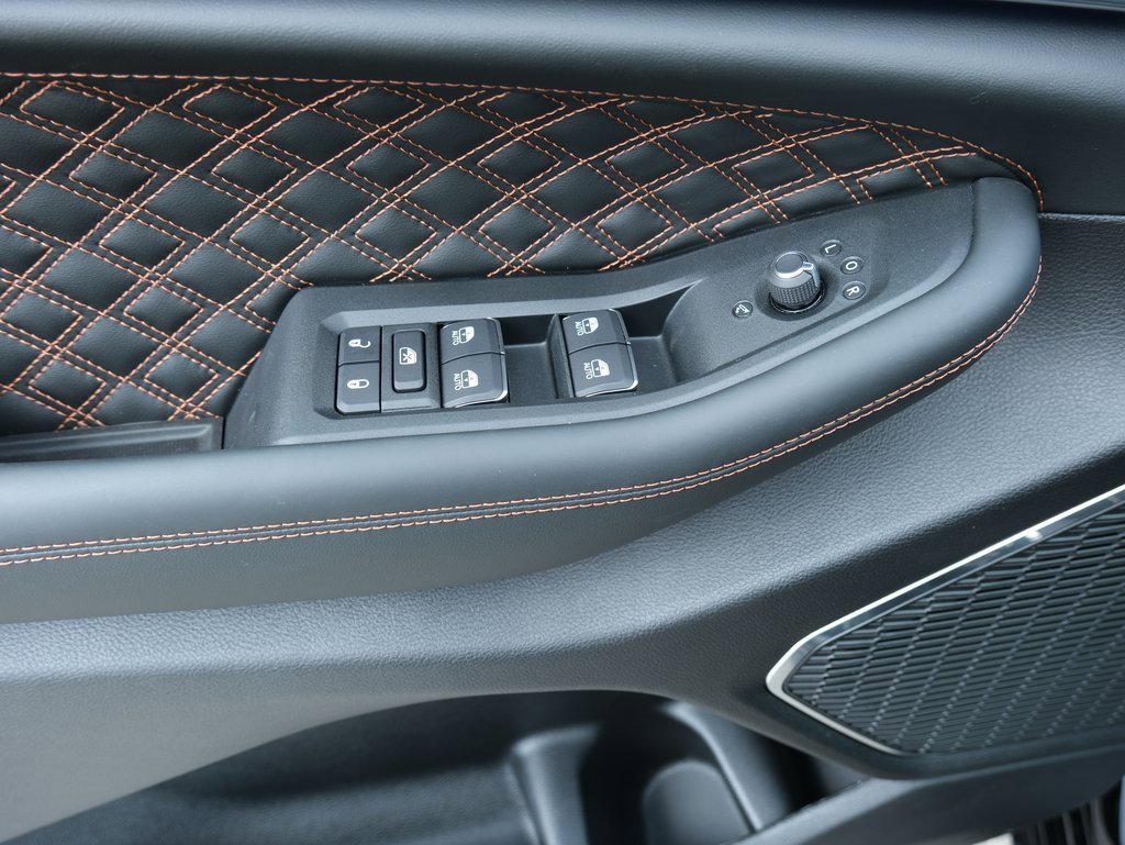 New 2025 Jeep Grand Cherokee Summit image 30