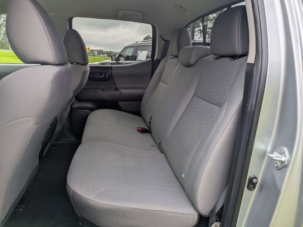 Used 2023 Toyota Tacoma SR AWD/4WD image 14