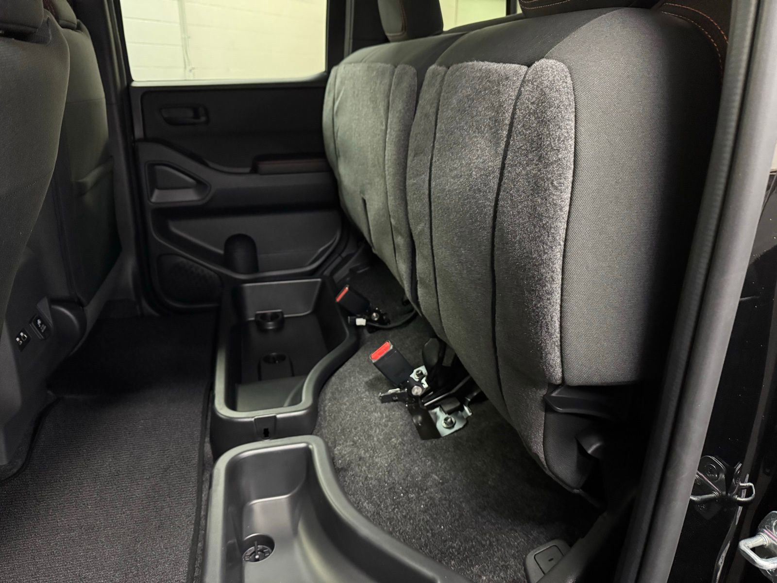 New 2026 Nissan Frontier PRO-4X w/ Pro-4x Convenience Package image 32