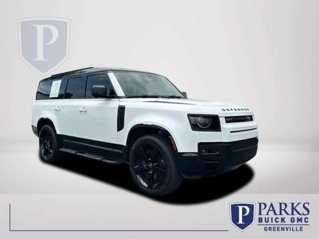 Used 2025 Land Rover Defender 130 X-Dynamic SE AWD/4WD image 1