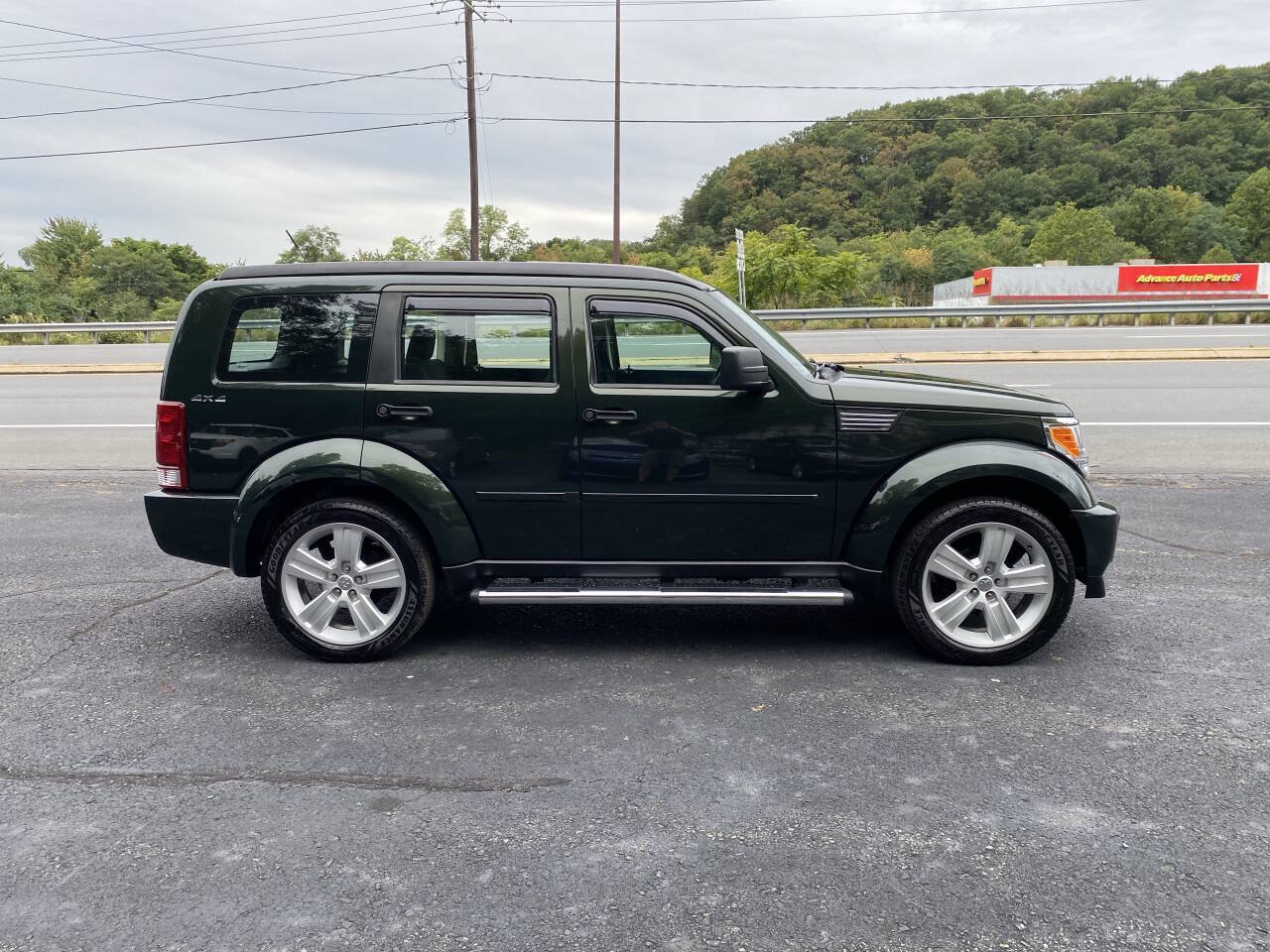 Used 2010 Dodge Nitro SE w/ Chrome Accents Group AWD/4WD image 5