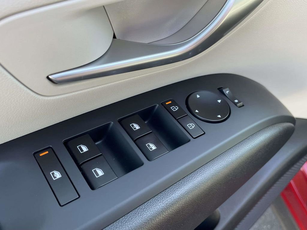 Certified 2025 Hyundai Tucson SEL image 14