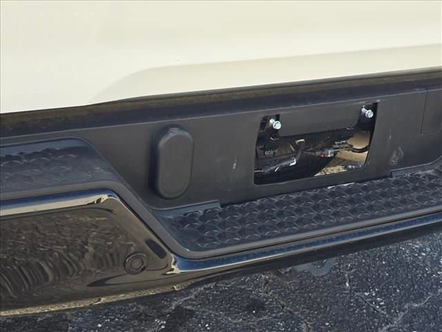 Used 2023 Chevrolet Colorado W/T w/ WT Convenience Package II RWD image 20