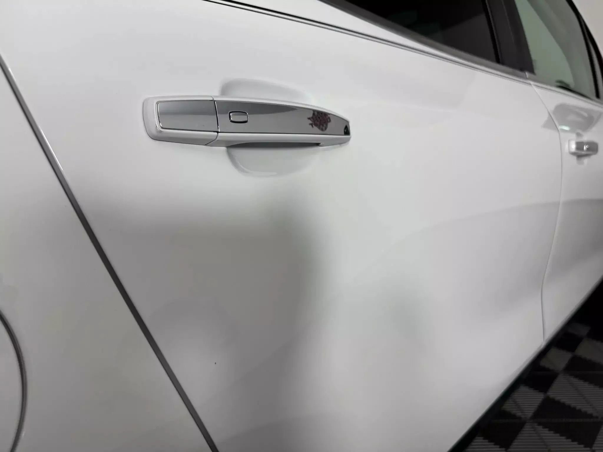 Used 2017 Buick Encore Premium w/ Experience Buick Package image 30