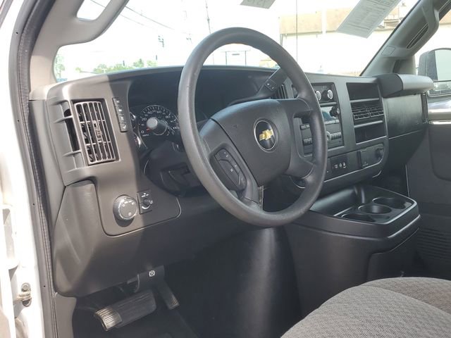Used 2018 Chevrolet Express 3500 LT w/ LT Preferred Equipment Group RWD image 25