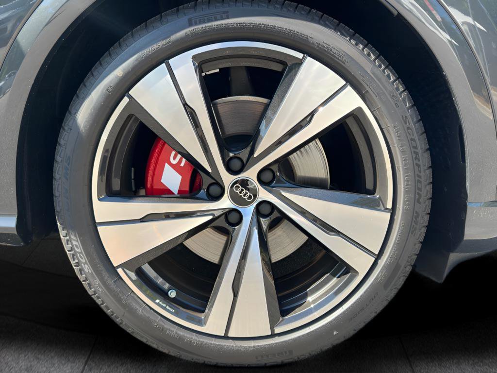 New 2026 Audi SQ5 Premium Plus AWD/4WD image 9