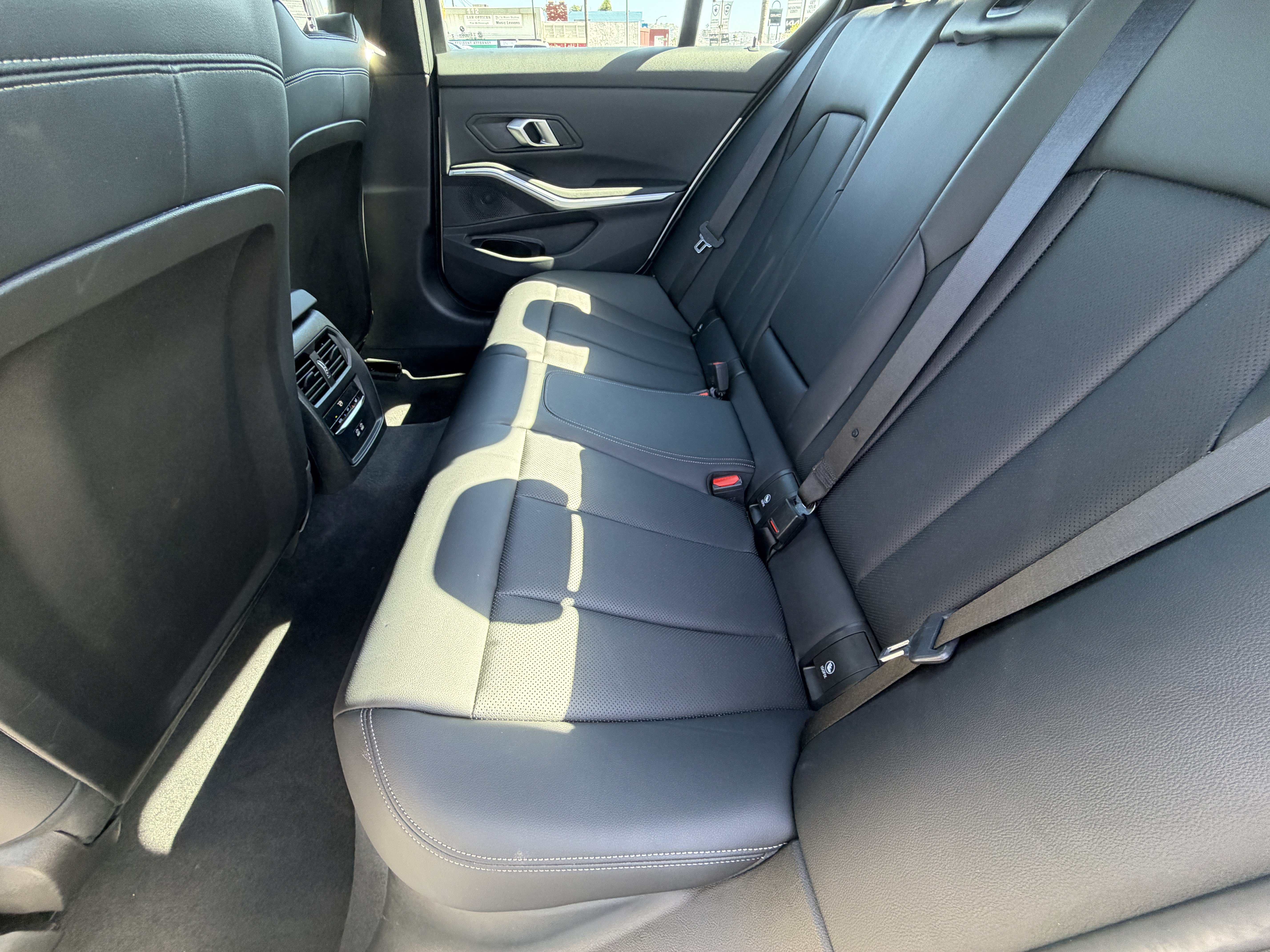 Used 2025 BMW 330i Sedan RWD image 28