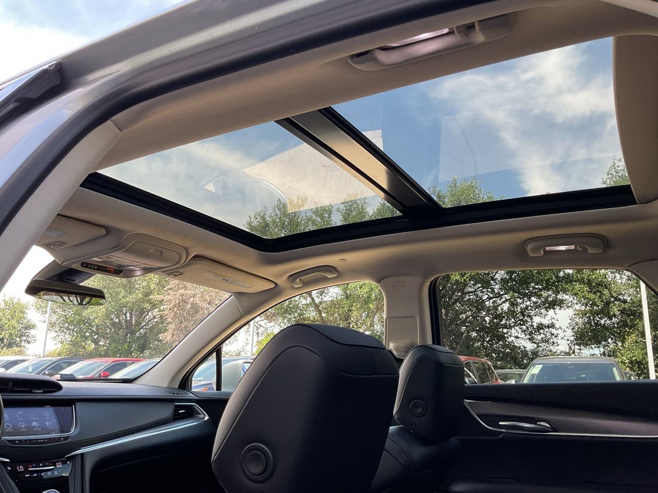 Used 2019 Cadillac XT5 Luxury FWD image 22