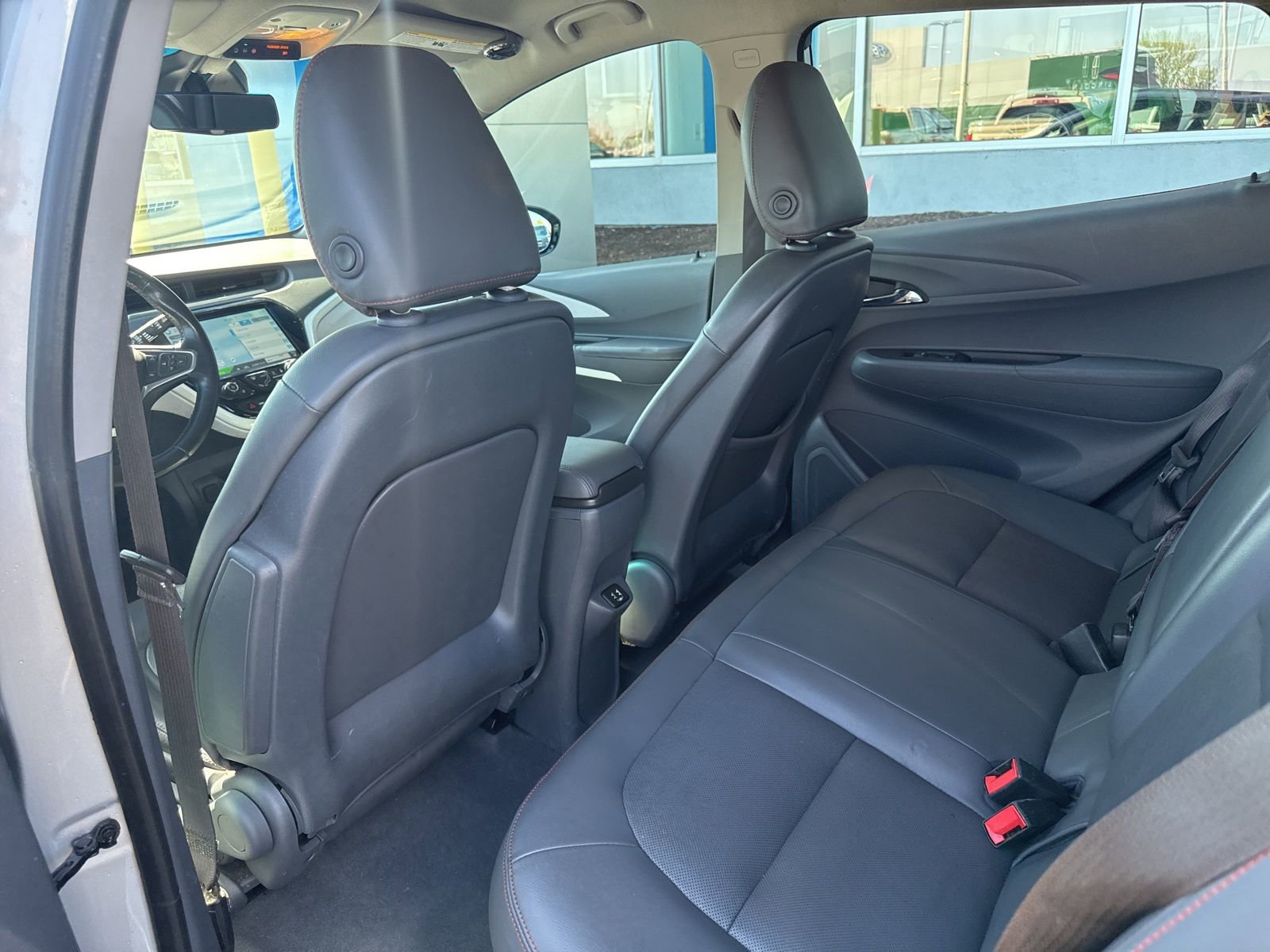 Used 2017 Chevrolet Bolt Premier w/ Driver Confidence II Package FWD image 15