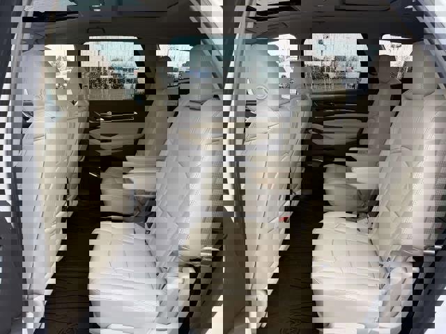 Used 2021 Buick Enclave Essence w/ Sport Touring Edition image 15