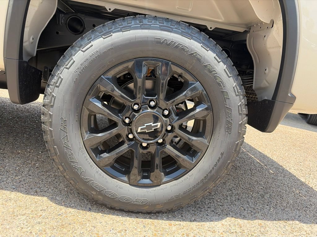 New 2026 Chevrolet Silverado 2500 Custom w/ Custom Value Package AWD/4WD image 19