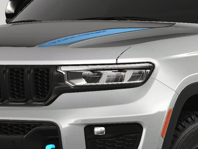 New 2024 Jeep Grand Cherokee Trailhawk w/ Advanced Protech Group II AWD/4WD image 14
