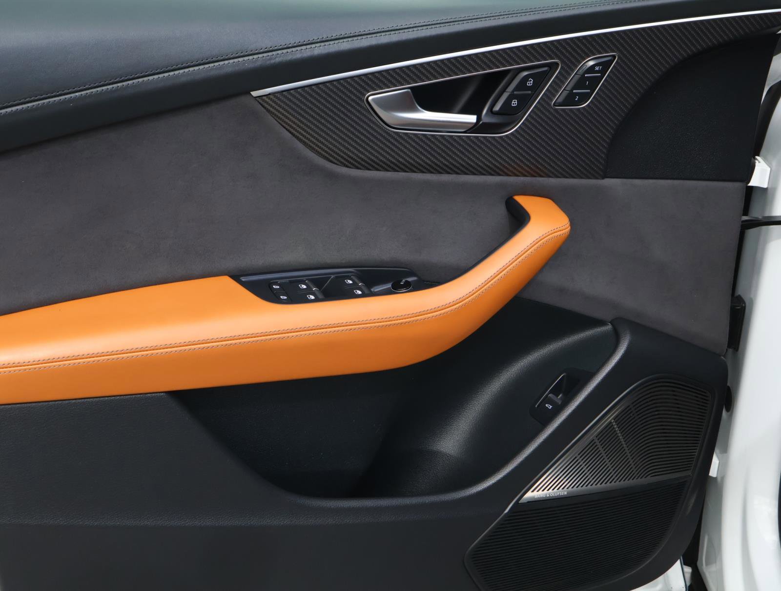 Used 2024 Audi RS Q8 w/ Black Optic Package image 17