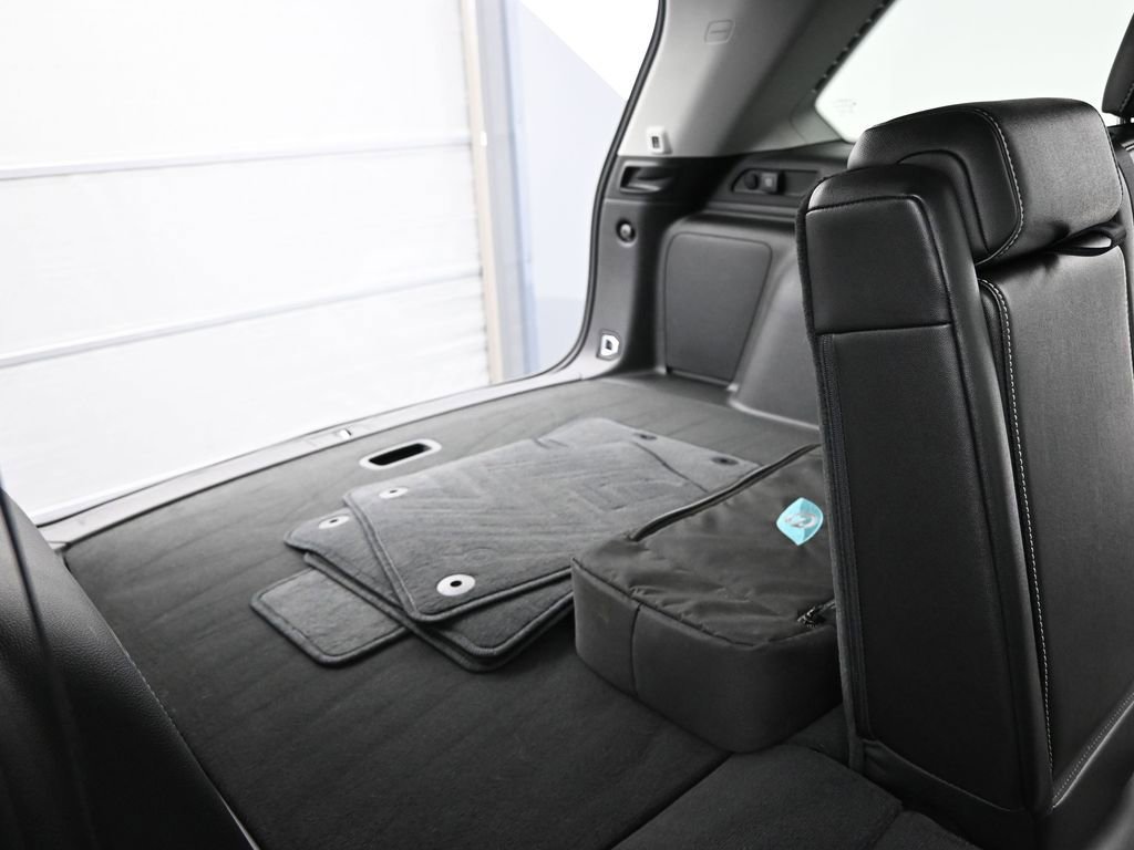 Used 2022 Jeep Grand Cherokee Limited 4xe image 14