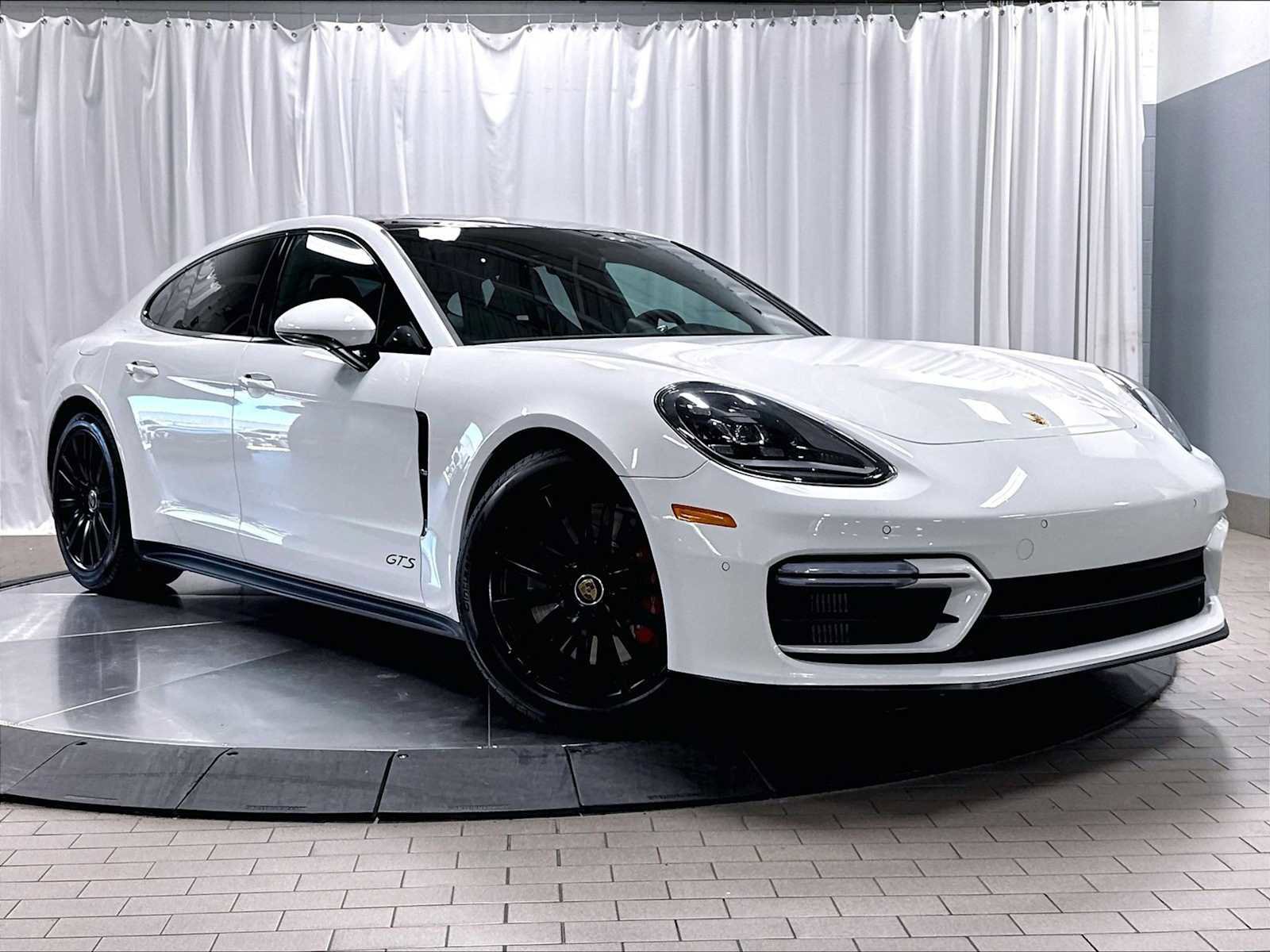 Used 2022 Porsche Panamera GTS AWD/4WD image 11