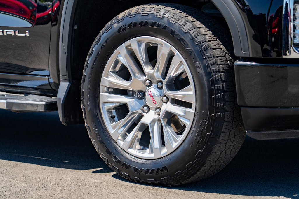 Used 2022 GMC Sierra 1500 Denali w/ Driver Alert Package II AWD/4WD image 7