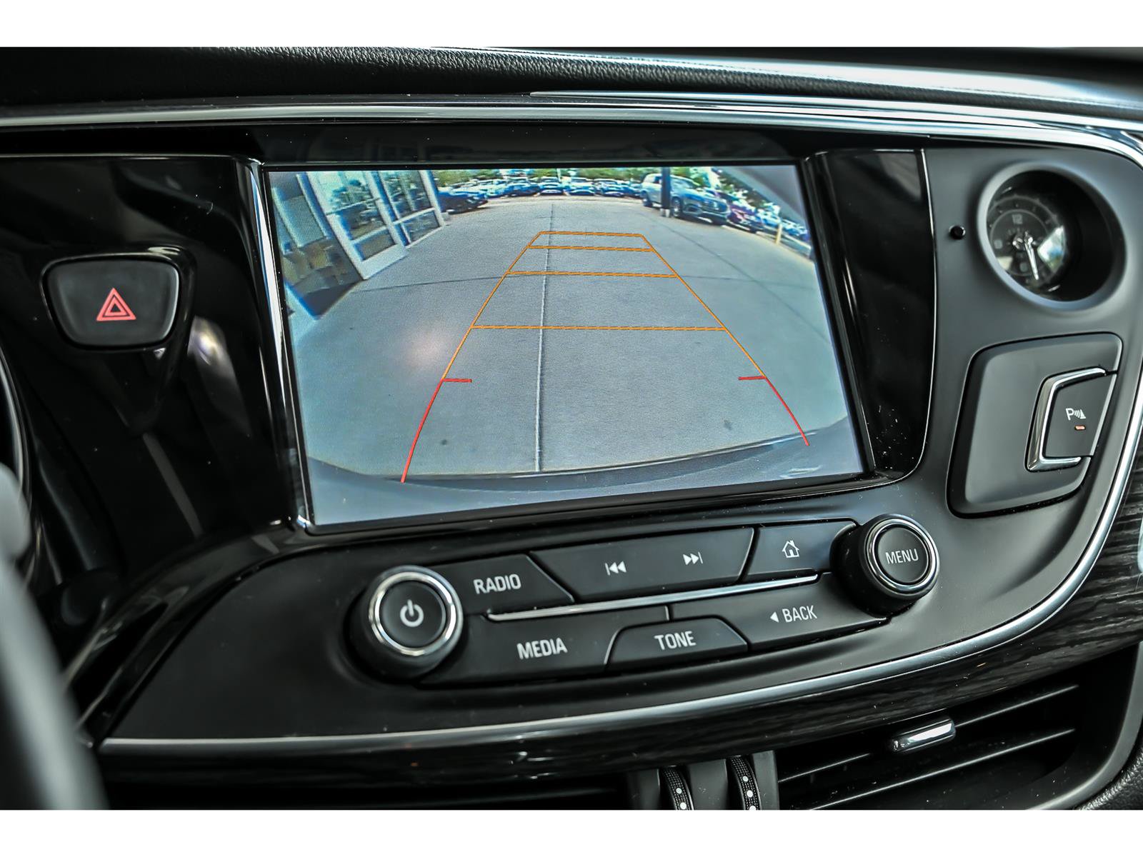Used 2017 Buick Envision Essence FWD image 20