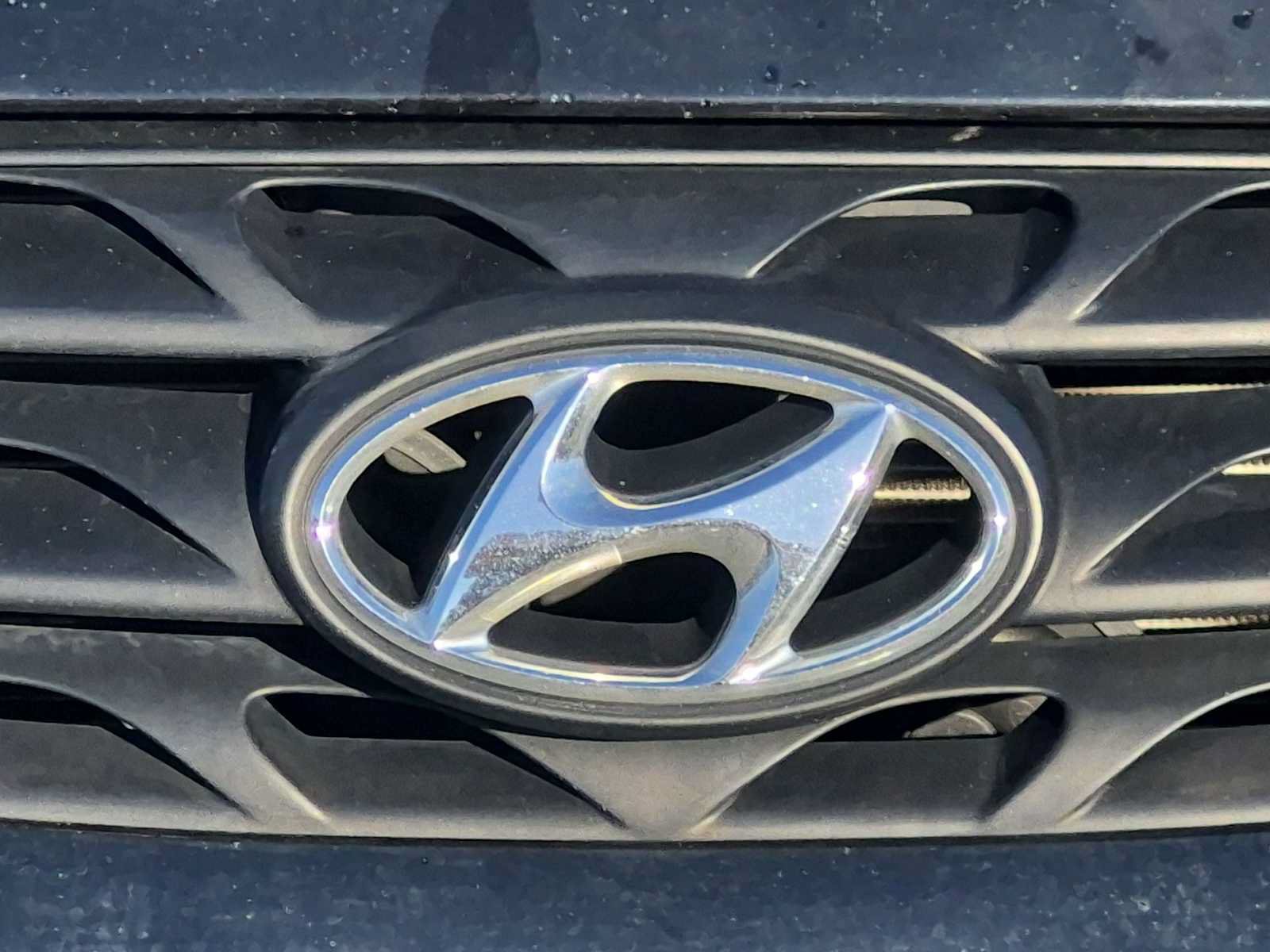 Used 2012 Hyundai Genesis 2.0T RWD image 12