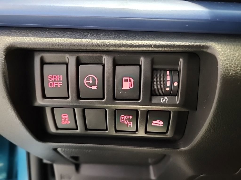 Used 2020 Subaru Crosstrek Hybrid image 38