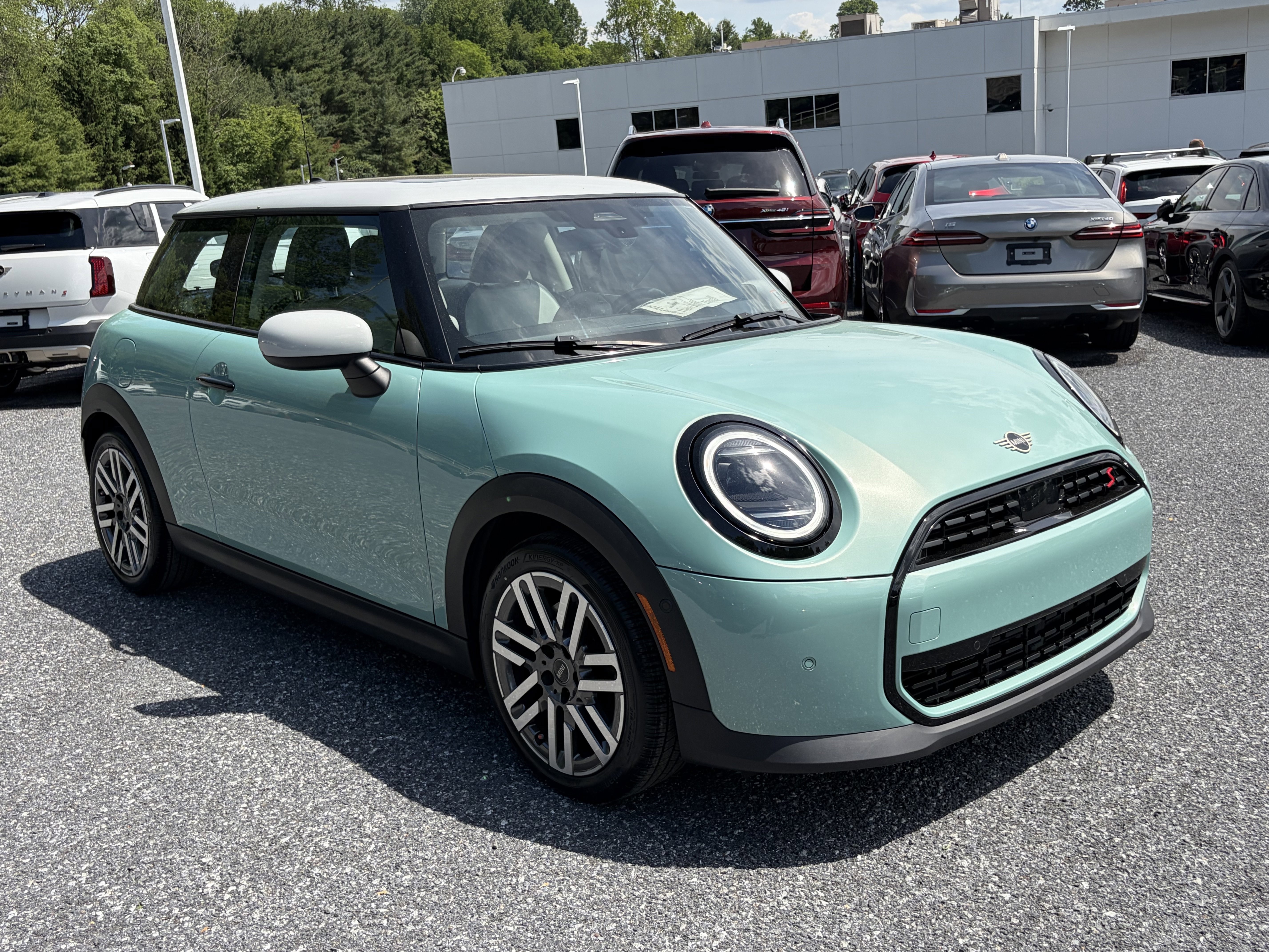 Used 2025 MINI Cooper S FWD image 3