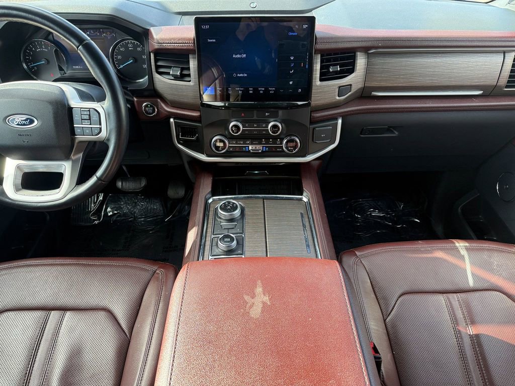 Used 2022 Ford Expedition Limited image 26