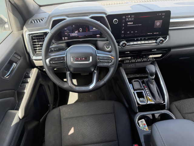 Used 2024 GMC Canyon Elevation w/ Convenience Package RWD image 16