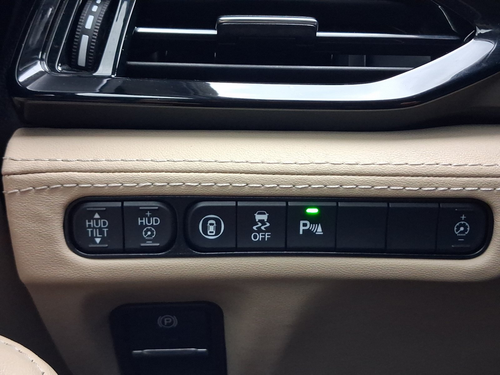 Used 2024 Acura MDX w/ Advance Package AWD/4WD image 28