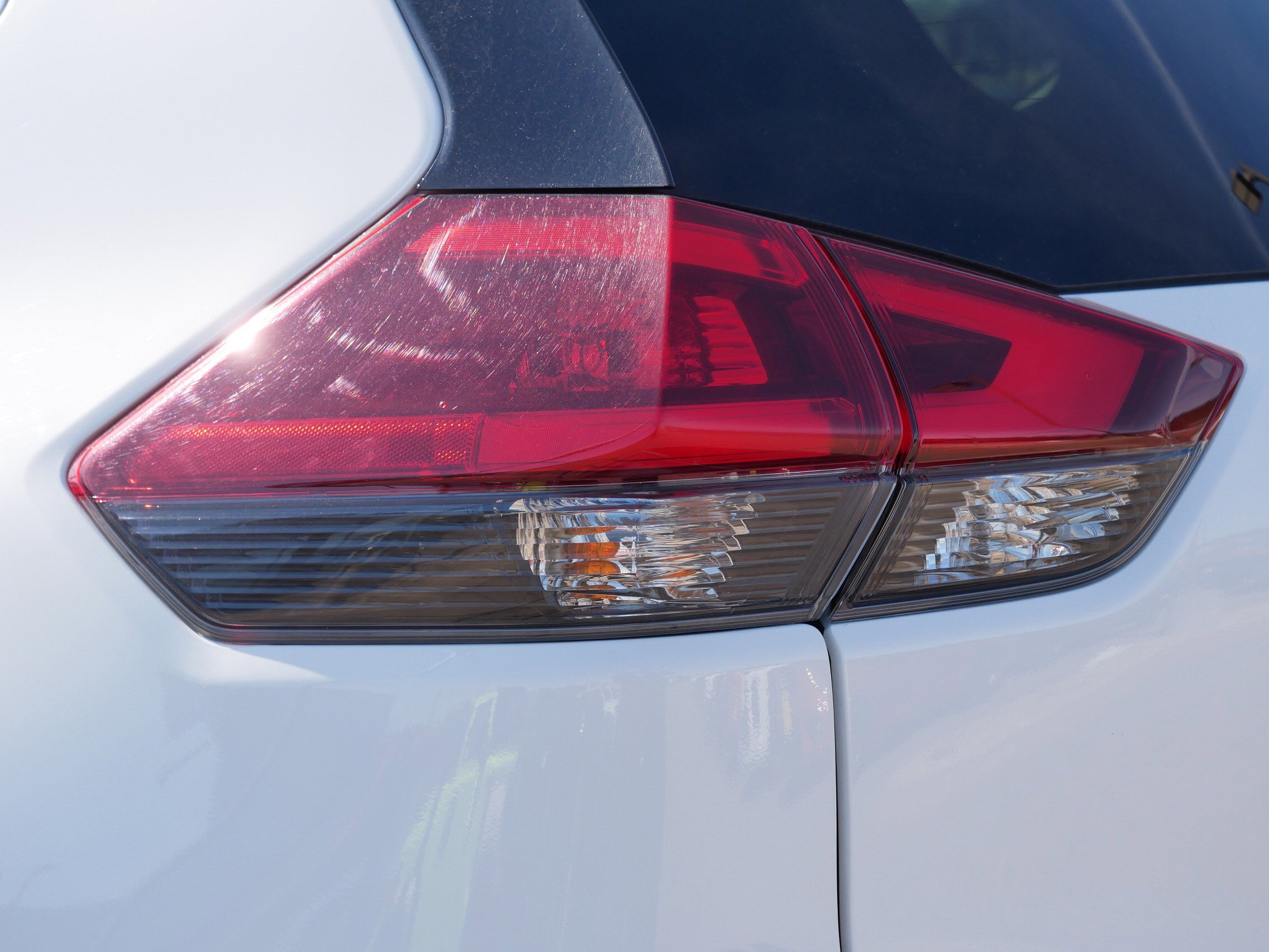 Used 2020 Nissan Rogue SV AWD/4WD image 17