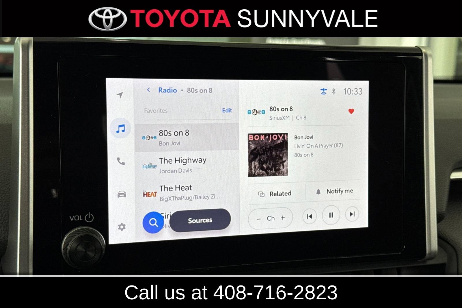 Used 2023 Toyota RAV4 XLE Premium AWD/4WD image 32