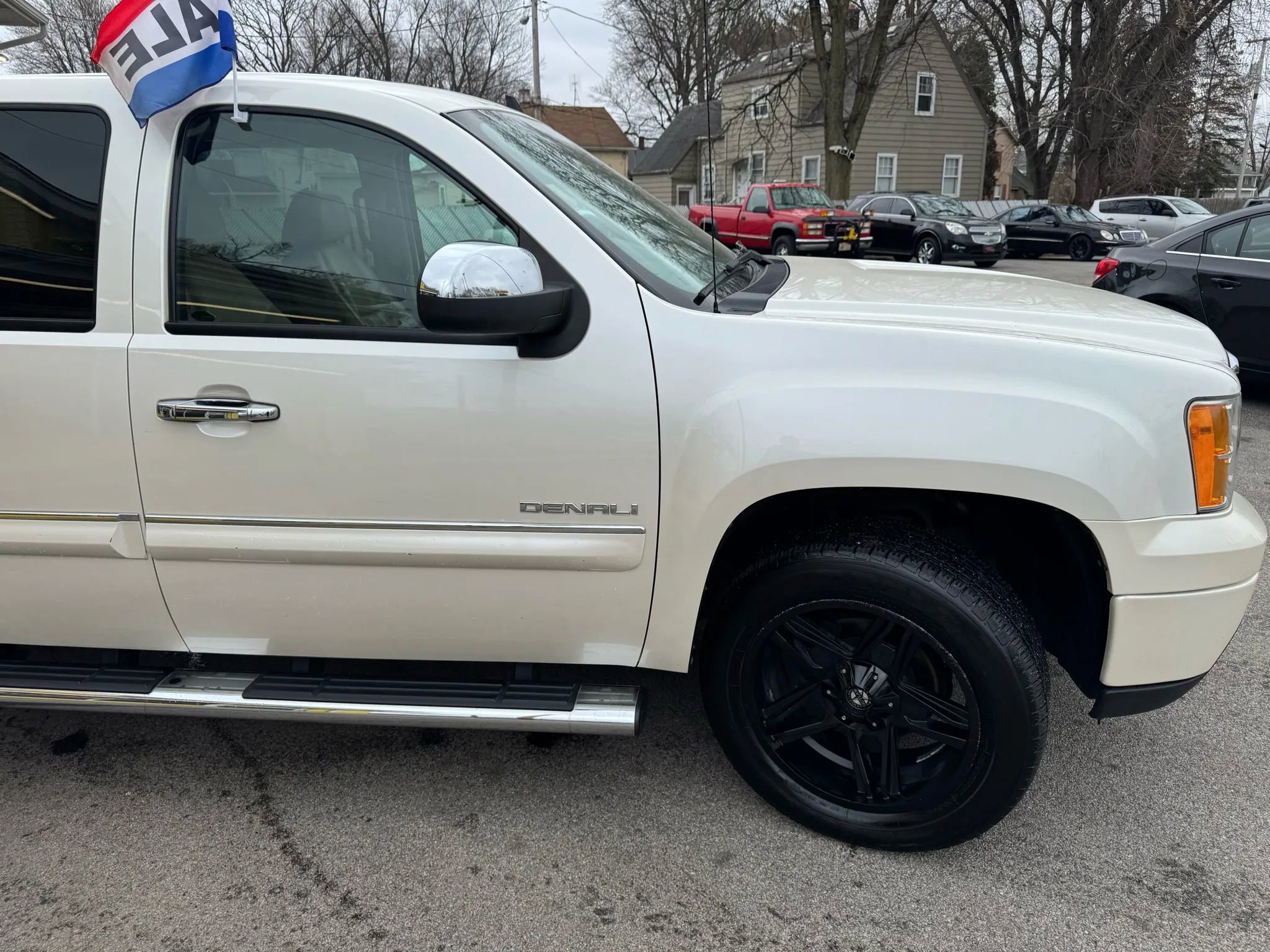 Used 2011 GMC Sierra 1500 Denali image 11