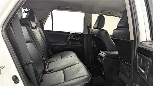 Used 2021 Toyota 4Runner Venture AWD/4WD image 17