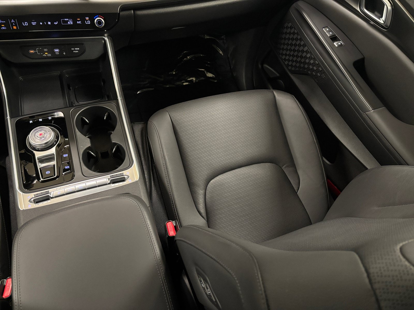 Used 2025 Kia Carnival SX Prestige FWD image 16