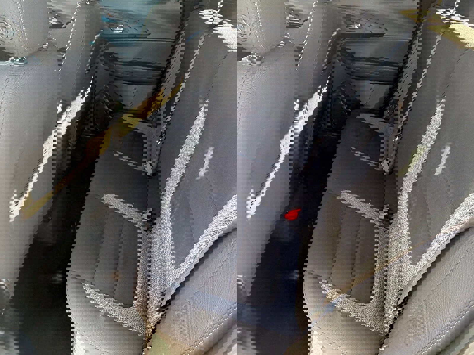 Used 2022 Chevrolet TrailBlazer LT w/ Confidence II Package image 16