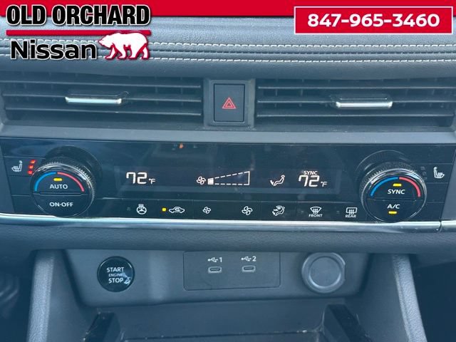 Used 2024 Nissan Rogue SV w/ SV Premium Package AWD/4WD image 18
