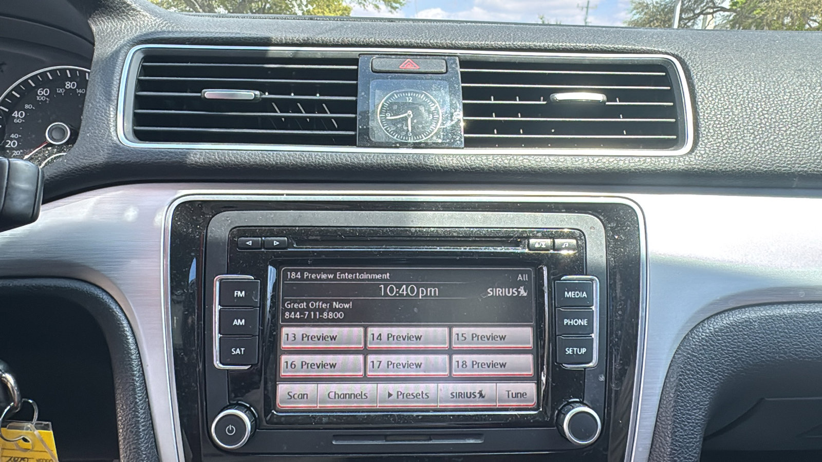 Used 2013 Volkswagen Passat 2.5 SE image 18