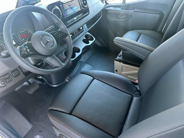 New 2026 Mercedes-Benz Sprinter 2500 image 10