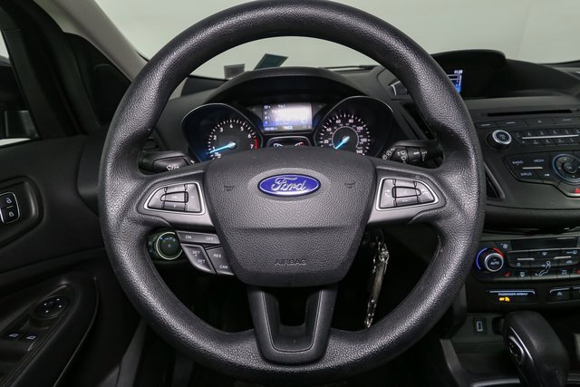 Used 2018 Ford Escape SE image 25