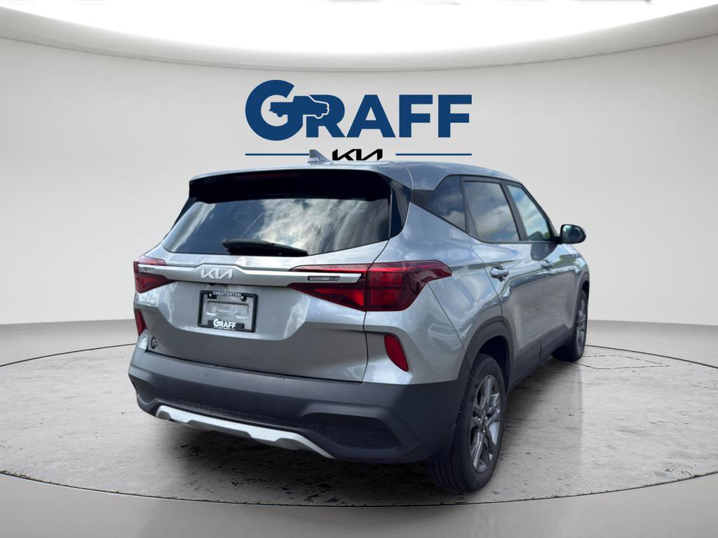 Used 2023 Kia Seltos LX AWD/4WD image 7