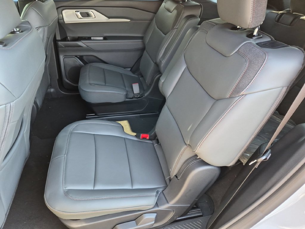 New 2027 Ford Explorer Active w/ Active Comfort Package AWD/4WD image 18