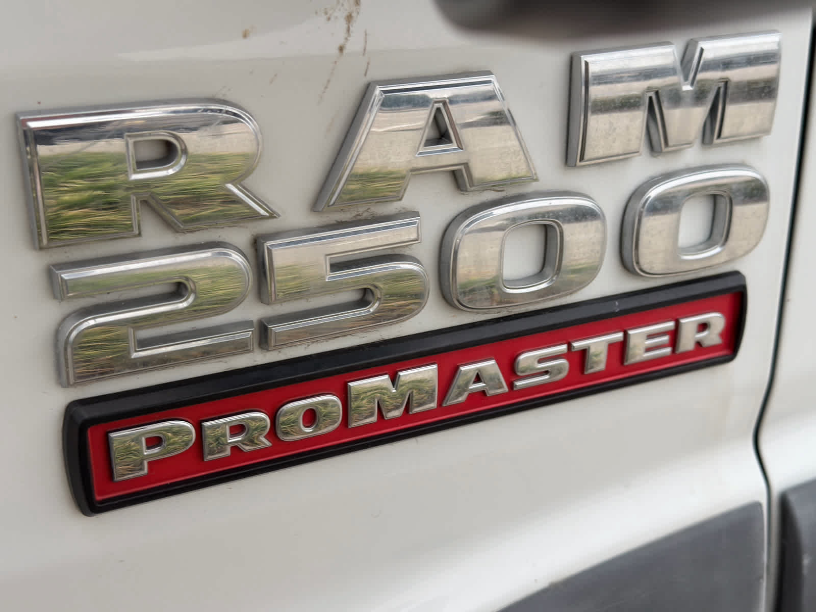 Used 2014 RAM ProMaster 2500 w/ Premium Appearance Group FWD image 27
