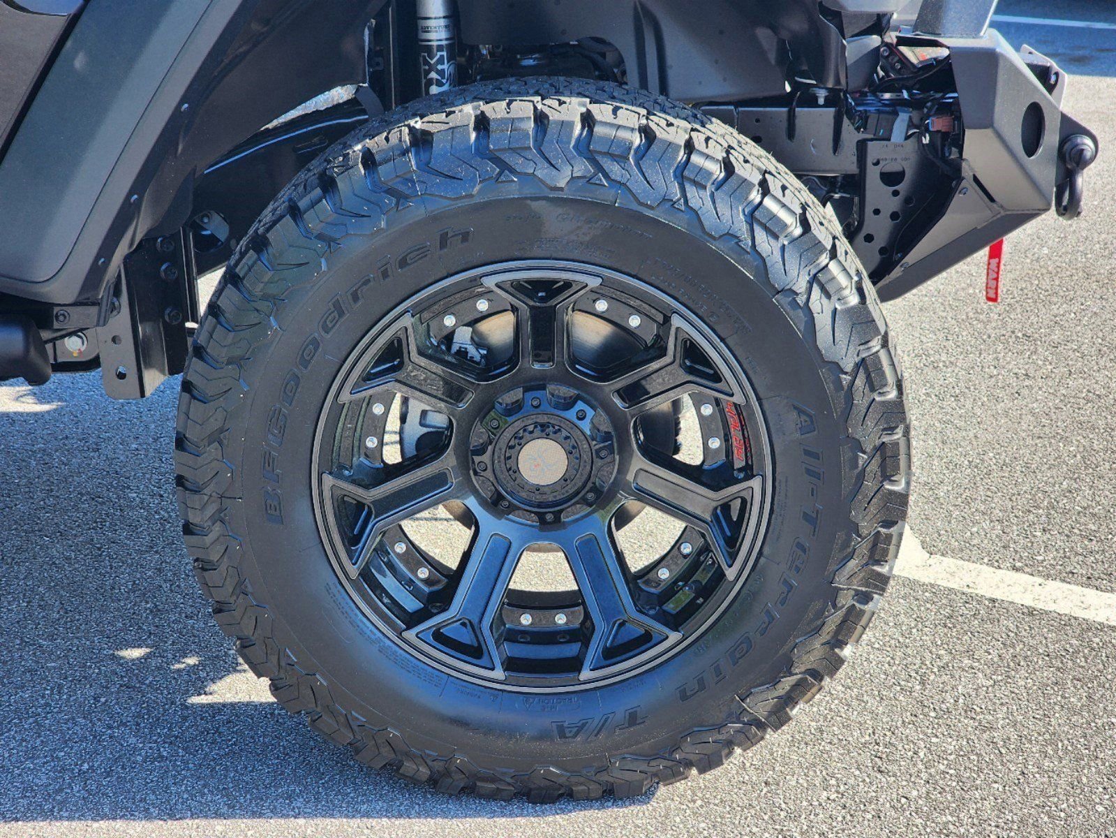 Used 2024 Jeep Wrangler Unlimited Sport image 3