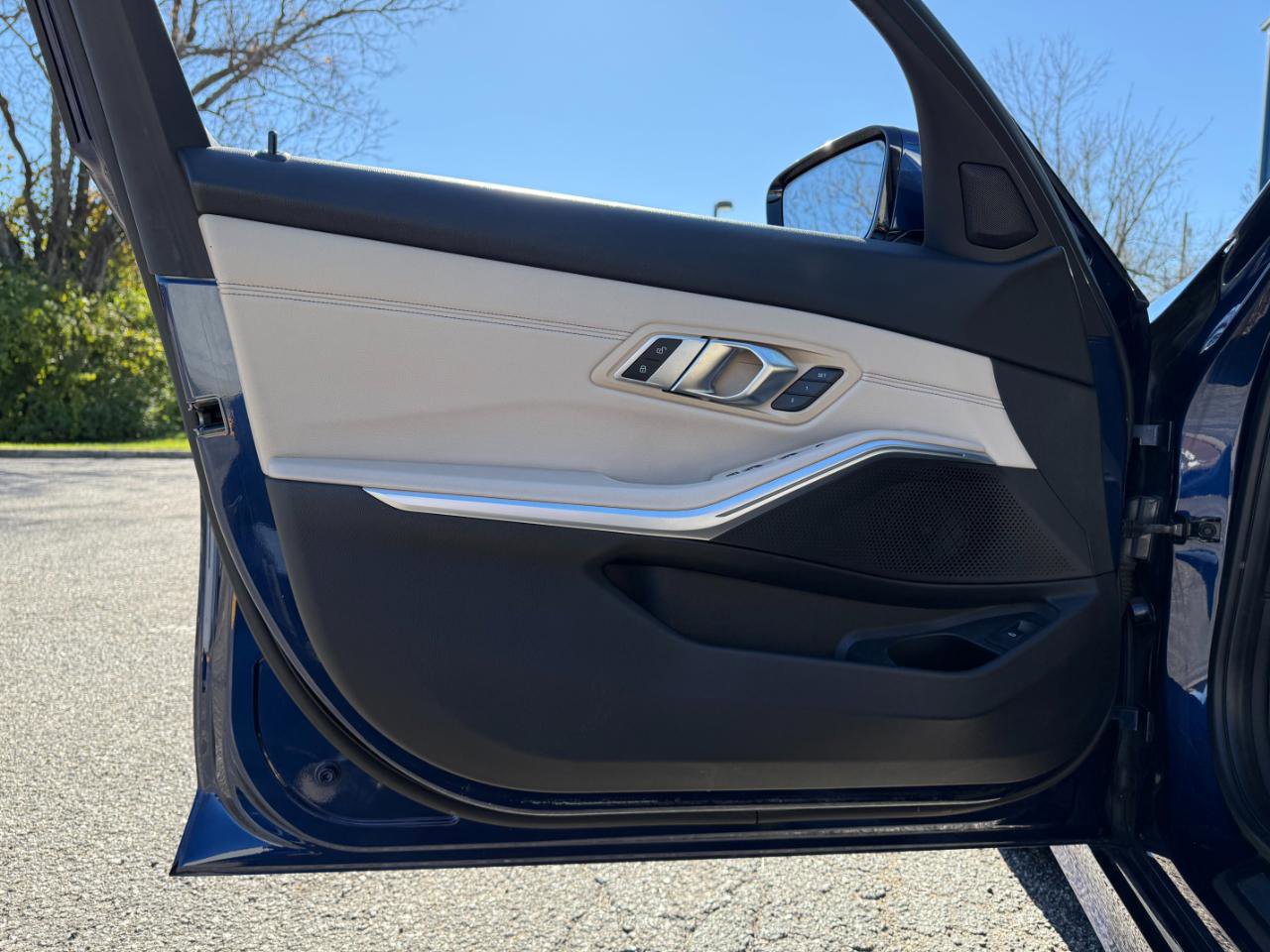 Used 2020 BMW 330i xDrive Sedan AWD/4WD image 17