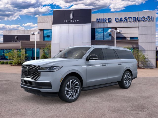 New 2026 Lincoln Navigator L Premier AWD/4WD image 1