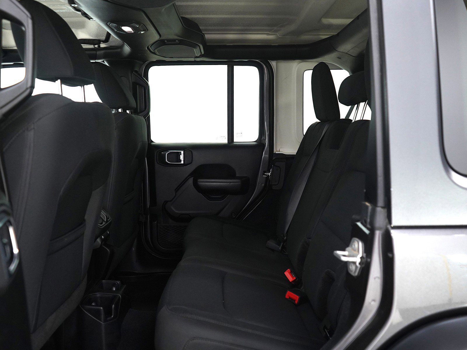 Used 2018 Jeep Wrangler Unlimited Sport S image 16