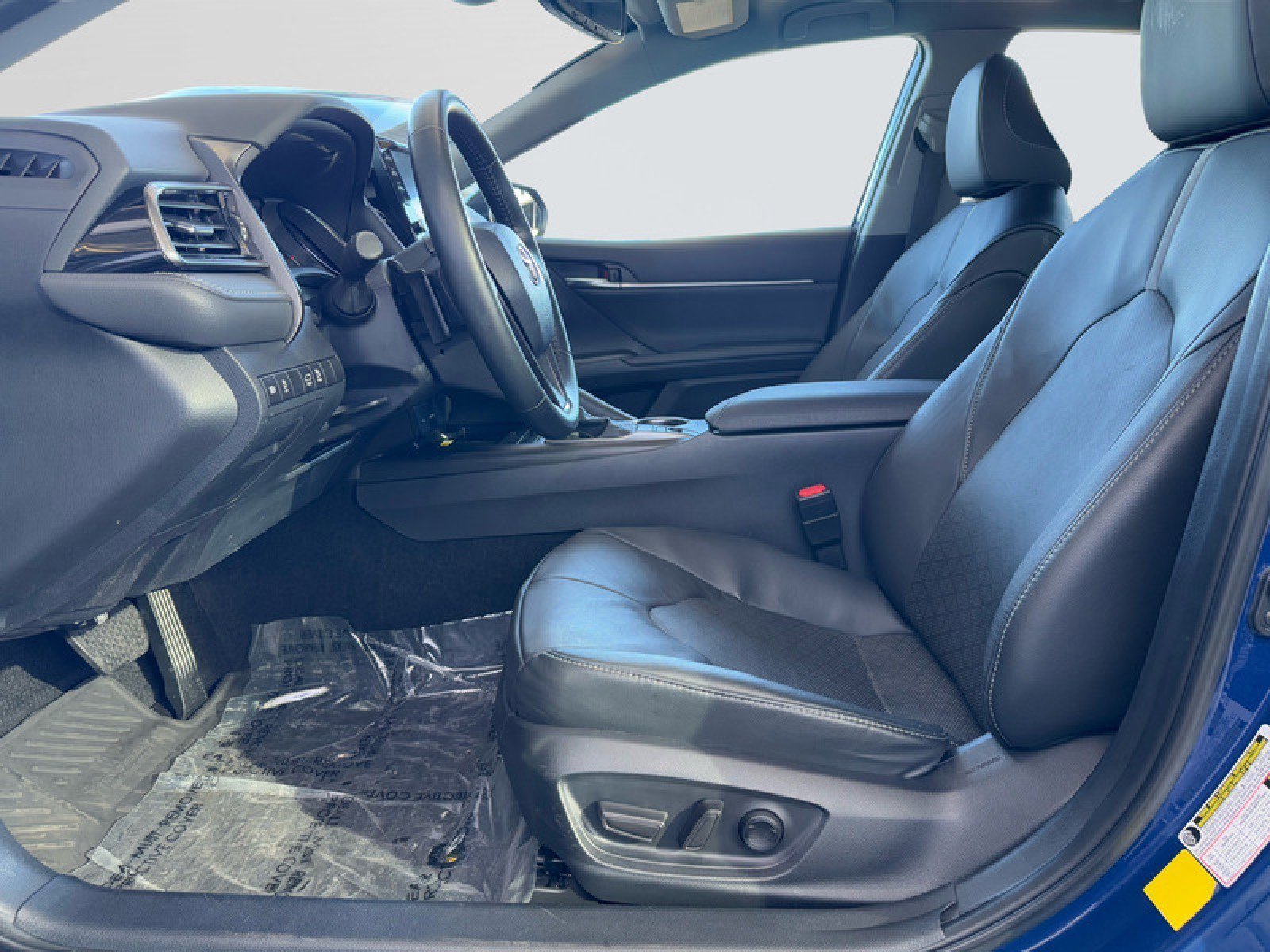 Used 2024 Toyota Camry XSE image 10