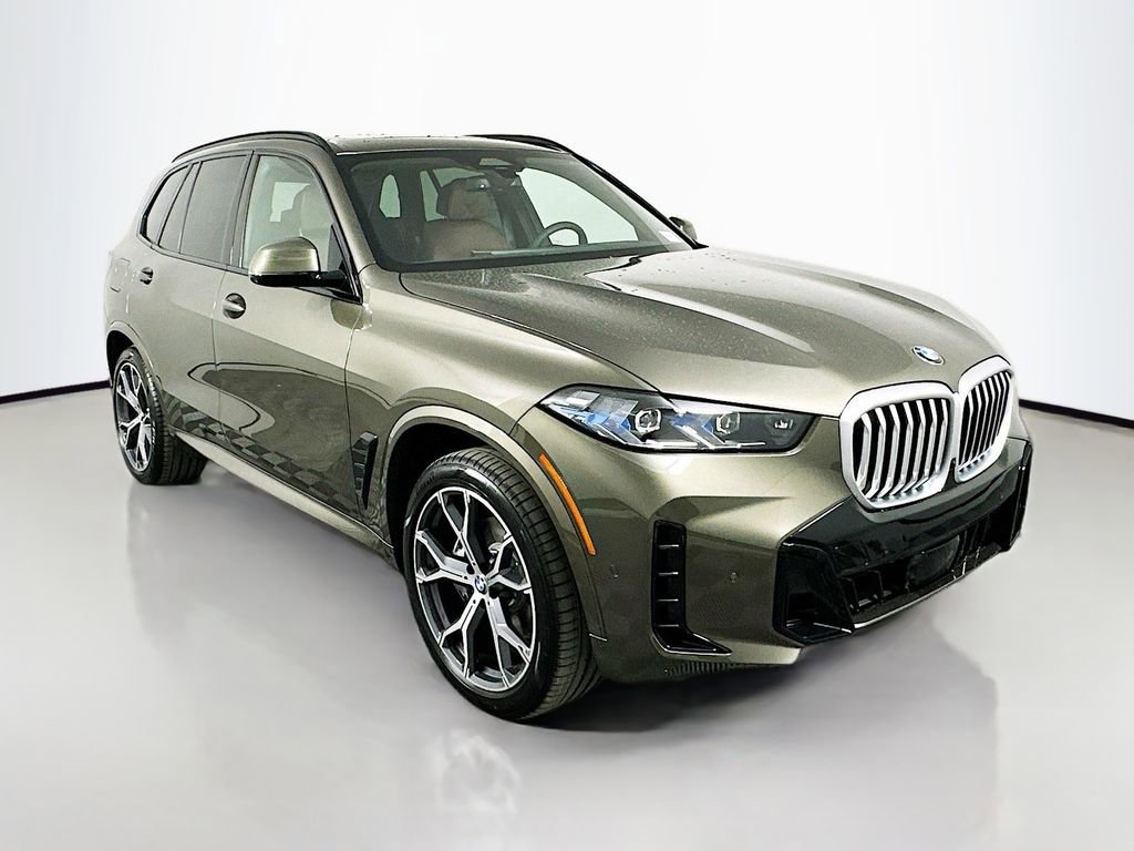 Used 2026 BMW X5 sDrive40i w/ M Sport Package RWD image 3